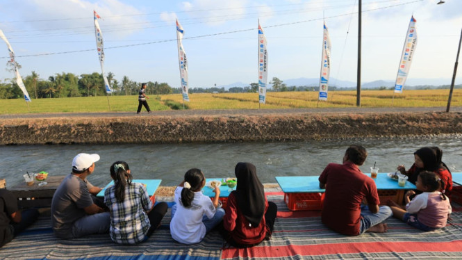 Senja di Kontrakan Sumber Rejeki: Destinasi Wisata yang Menghargai Setiap Detik